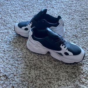 Women’s Adidas Sneakers